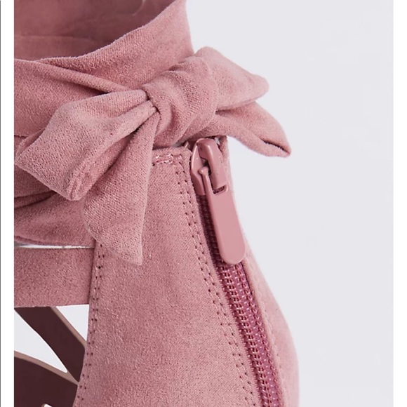 STRAPPY CONE HEEL - FAUX SUEDE ROSE - Picture 4 of 4